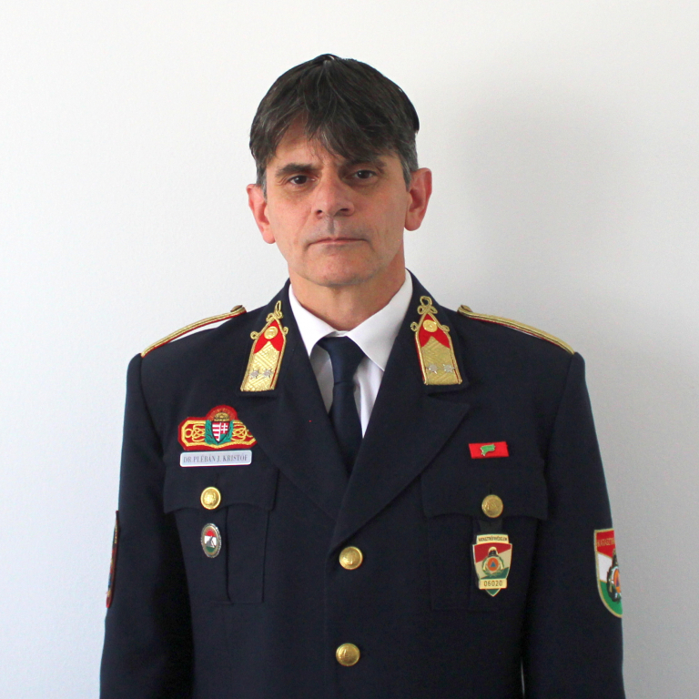 Dr. Plébán János Kristóf fotója