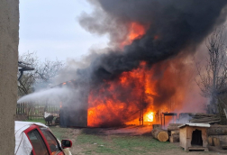 tűzoltás Dövényen