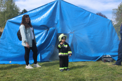 Kéklámpások napja